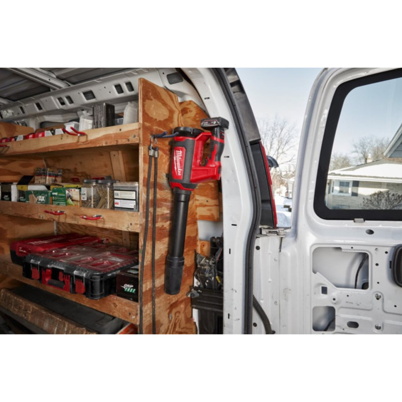 Воздуходувка аккумуляторная MILWAUKEE M12 BBL-0 (4933472214)