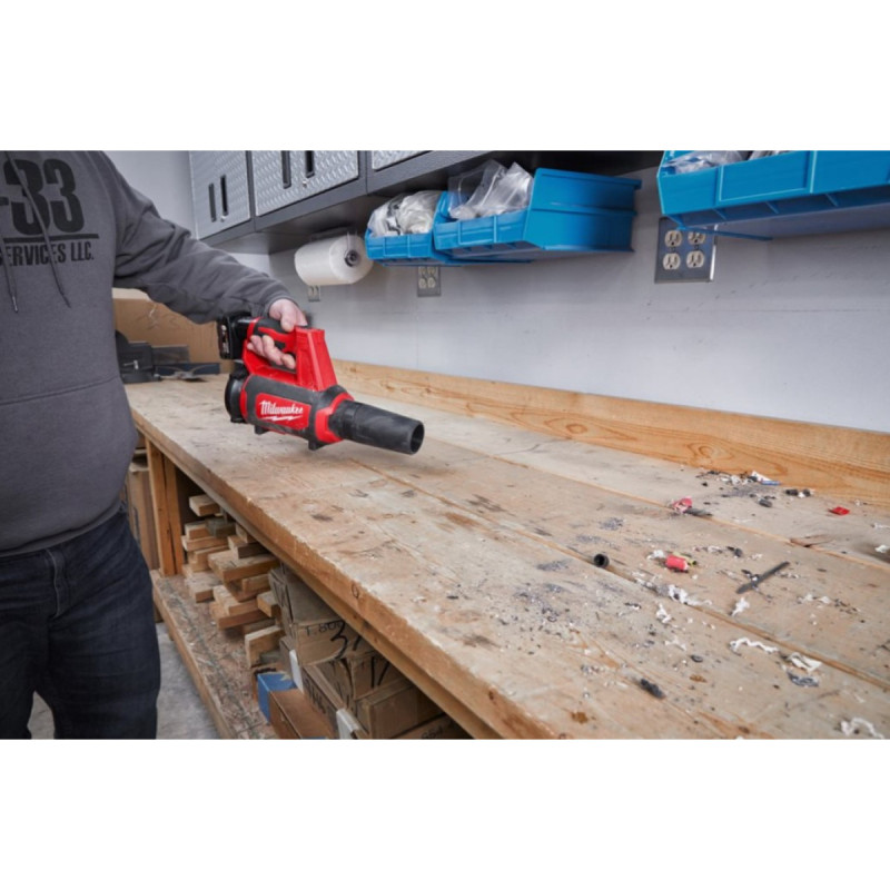 Воздуходувка аккумуляторная MILWAUKEE M12 BBL-0 (4933472214)