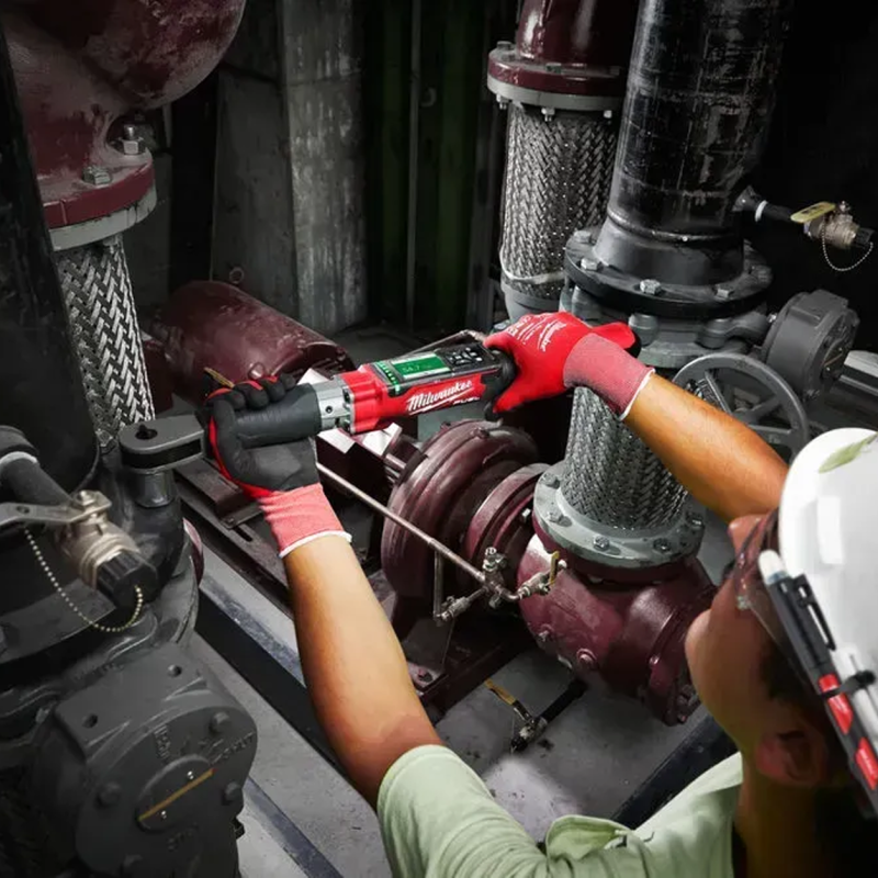 Акумуляторний динамометричний ключ 1/2″ MILWAUKEE M12 ONEFTR12-201C (4933464970)