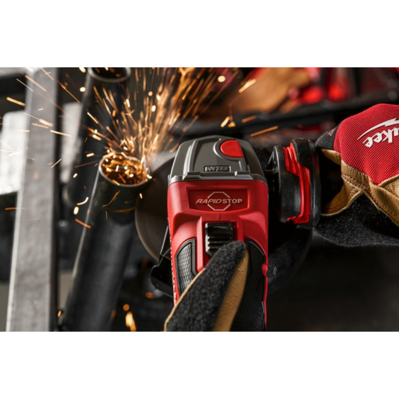 Угловая шлифмашина (УШМ) болгарка аккумуляторная бесщеточная MILWAUKEE M18 FSAG125XB-0X FUEL 125 мм (4933478429)