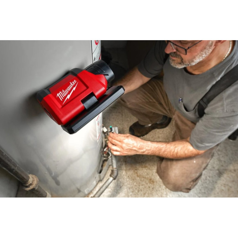 Фонарь светодиодный аккумуляторный MILWAUKEE M12 PAL-0 (4933478226)