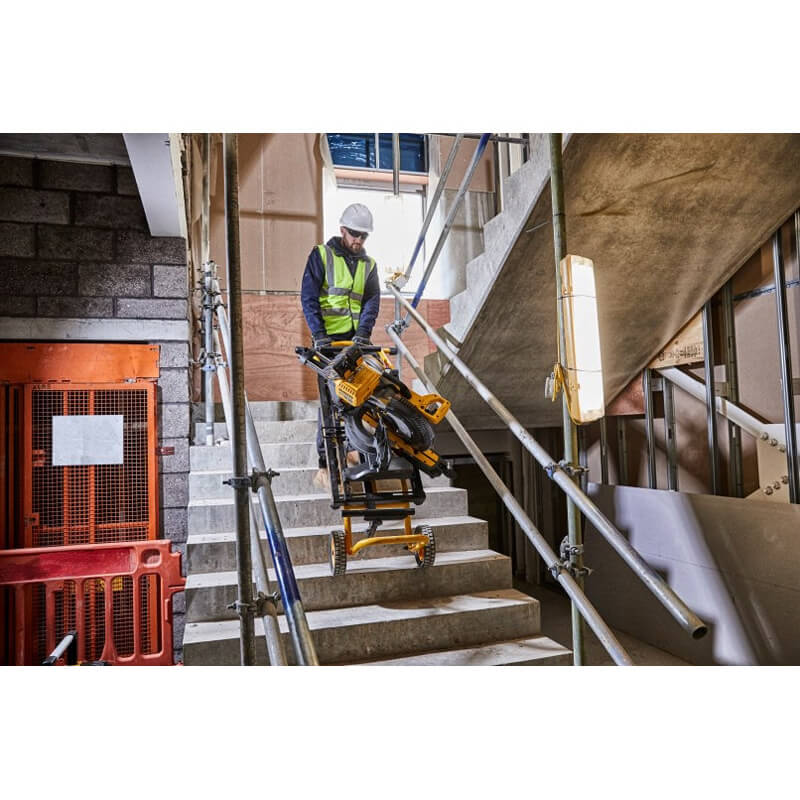 Стенд на колесах для торцовочных пил DeWALT (DE7260)
