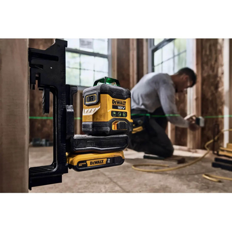 Уровень лазерный (нивелир) линейный DeWALT (DCLE34031D1)