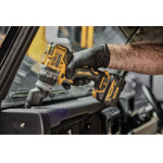 Дрель-шуруповерт аккумуляторная бесщеточная со сменными насадками DeWALT (DCD703NT) – Фото №11