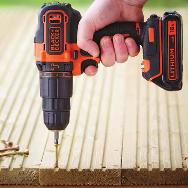 Дрель-шуруповерт аккумуляторный ударный BLACK+DECKER (BDCHD18KB)