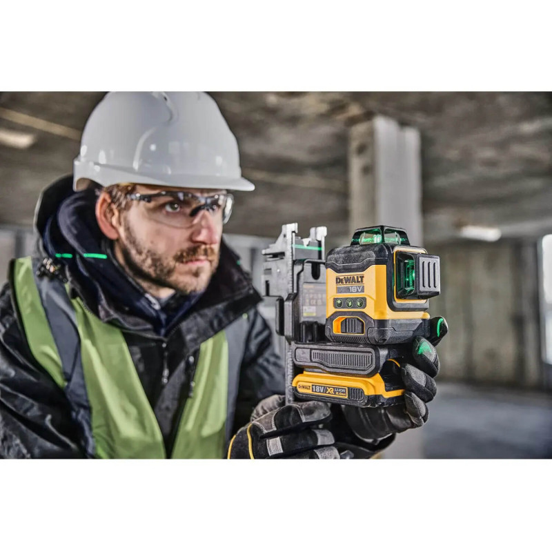 Уровень лазерный (нивелир) линейный DeWALT (DCLE34031D1)