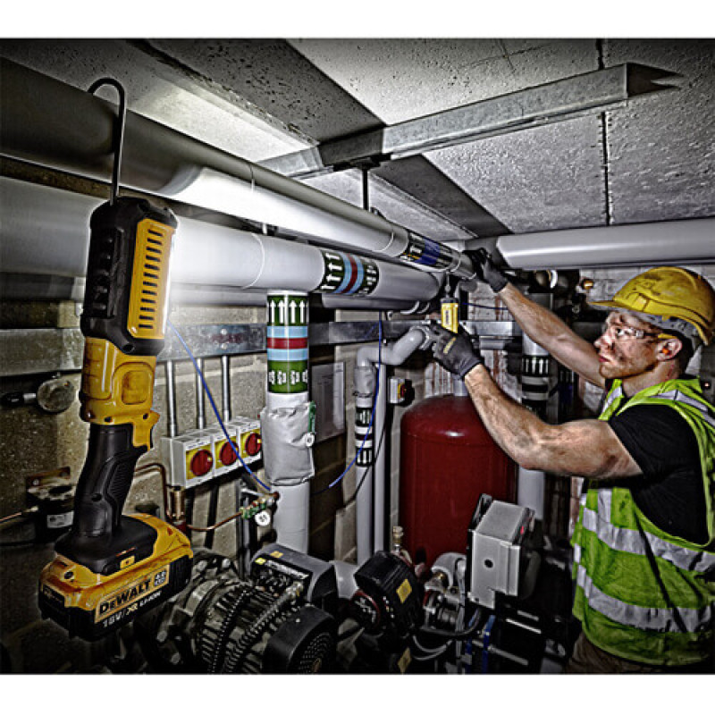 Ліхтар світлодіодний акумуляторний DeWALT (DCL050)