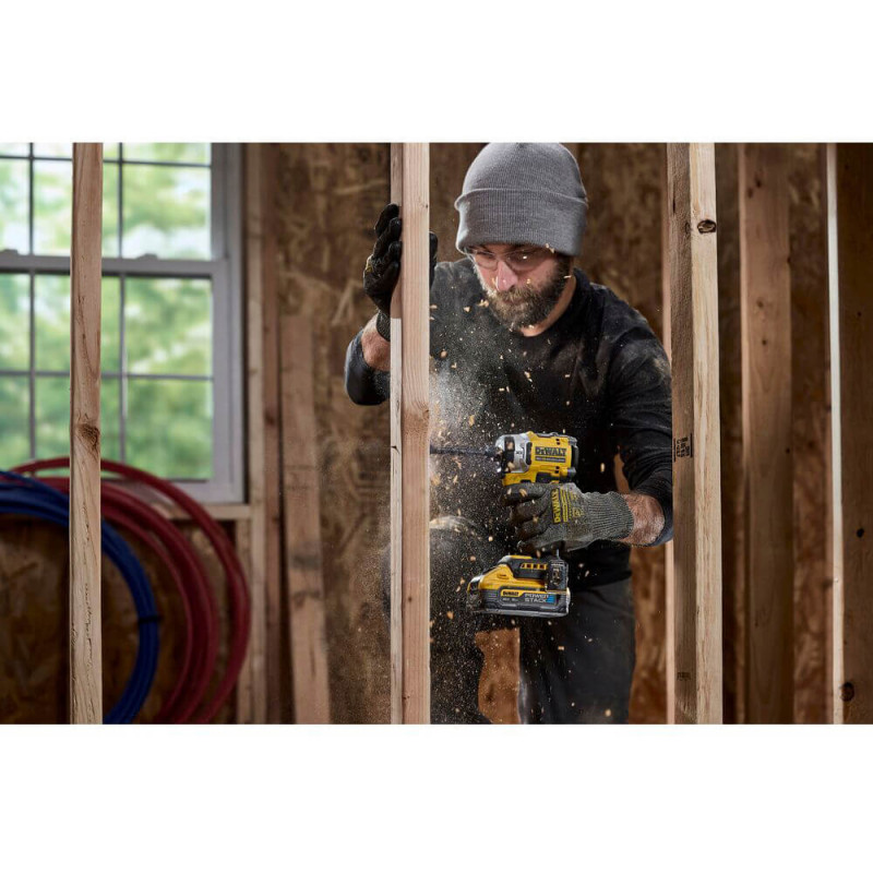 Шуруповерт ударный аккумуляторный бесщеточный DeWALT (DCF860NT)