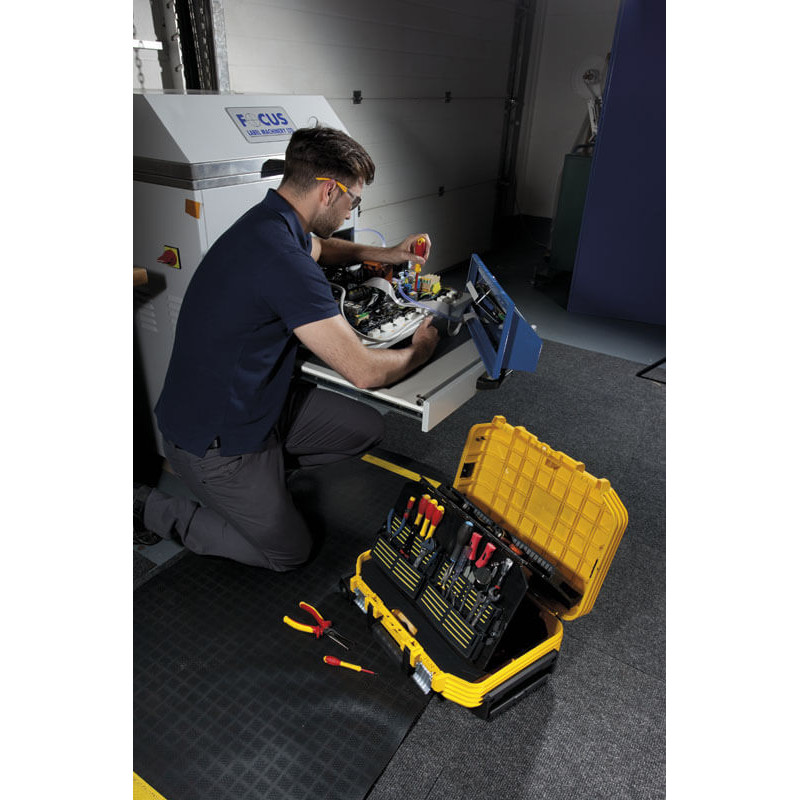 Ящик (валіза) для інструментів на колесах FATMAX 540х400х435 мм STANLEY (FMST1-72383)
