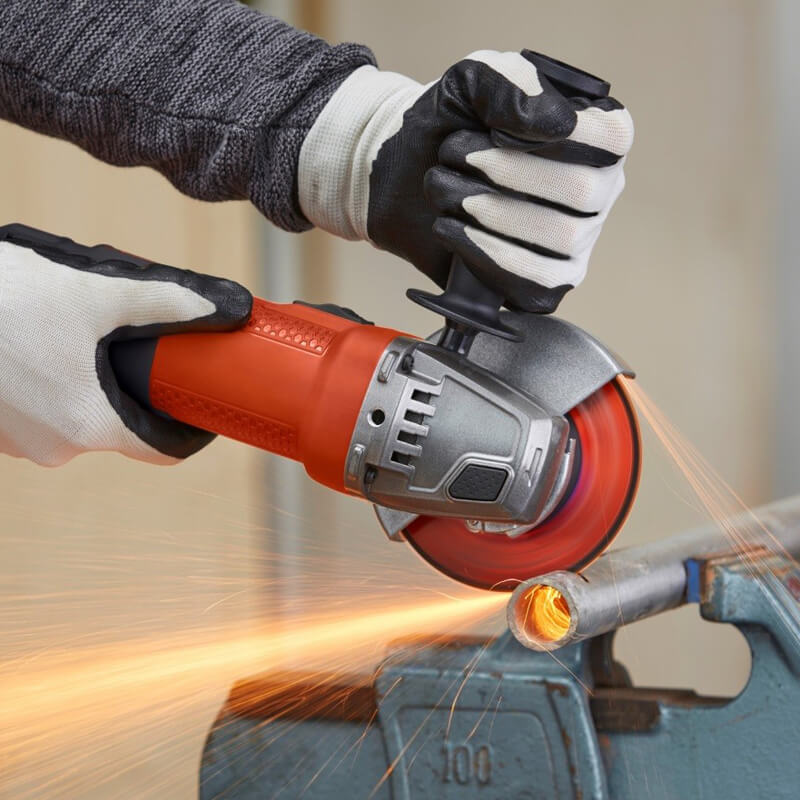 Шлифмашина угловая - болгарка сетевая BLACK+DECKER (BEG120)