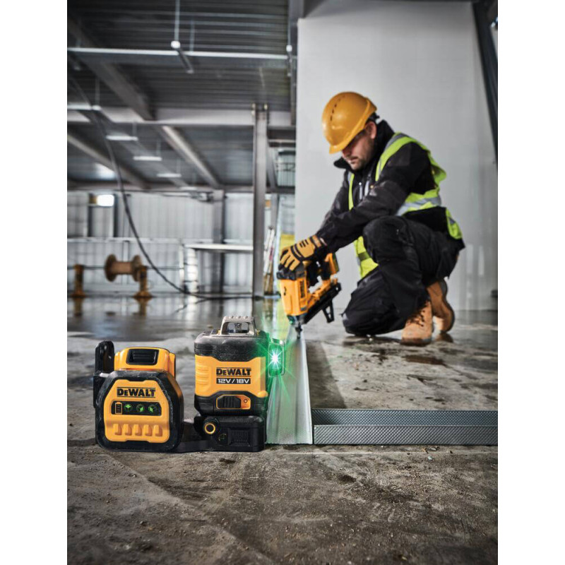 Рівень лазерний (нівелір) лінійний DeWALT (DCE089D1G18)