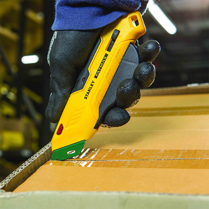Нож безопасный FATMAX® Box Box с выдвижным трапецевидным лезвием STANLEY (FMHT10363-0)