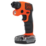 Аккумуляторная отвертка-фонарь BLACK+DECKER (BDCSFS30C) – Фото №1