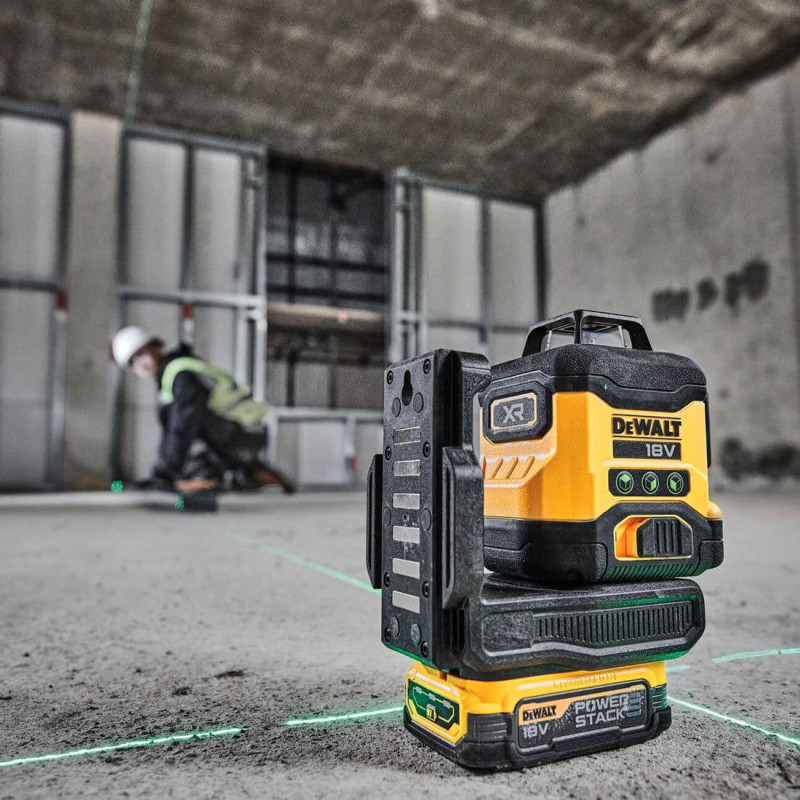 Рівень лазерний (нівелір) лінійний DeWALT (DCLE34031N)