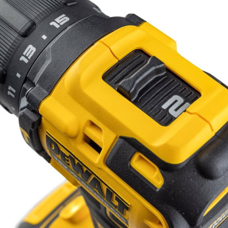 Дрель-шуруповерт аккумуляторная безщеточная ударная DeWALT (DCD709M2T)