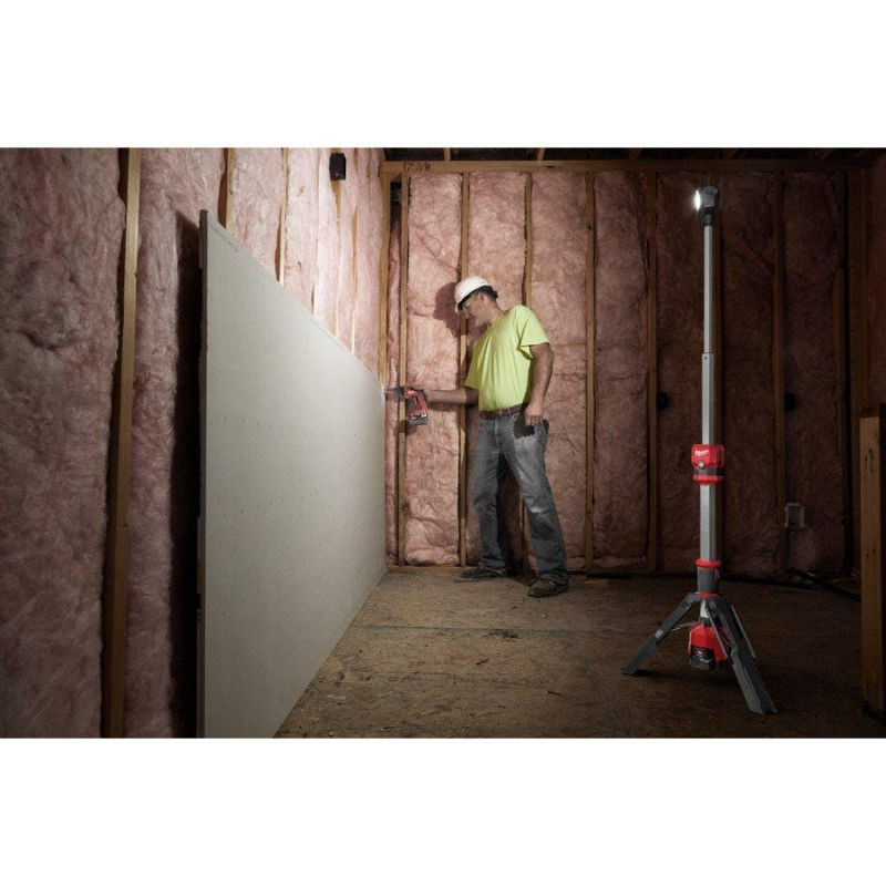 Фонарь светодиодный аккумуляторный - мачта освещения MILWAUKEE M12 SAL-0 (4933464823)