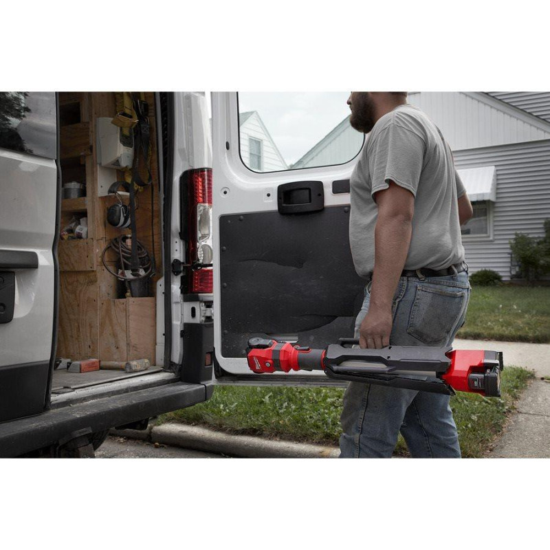 Фонарь светодиодный аккумуляторный - мачта освещения MILWAUKEE M12 SAL-0 (4933464823)