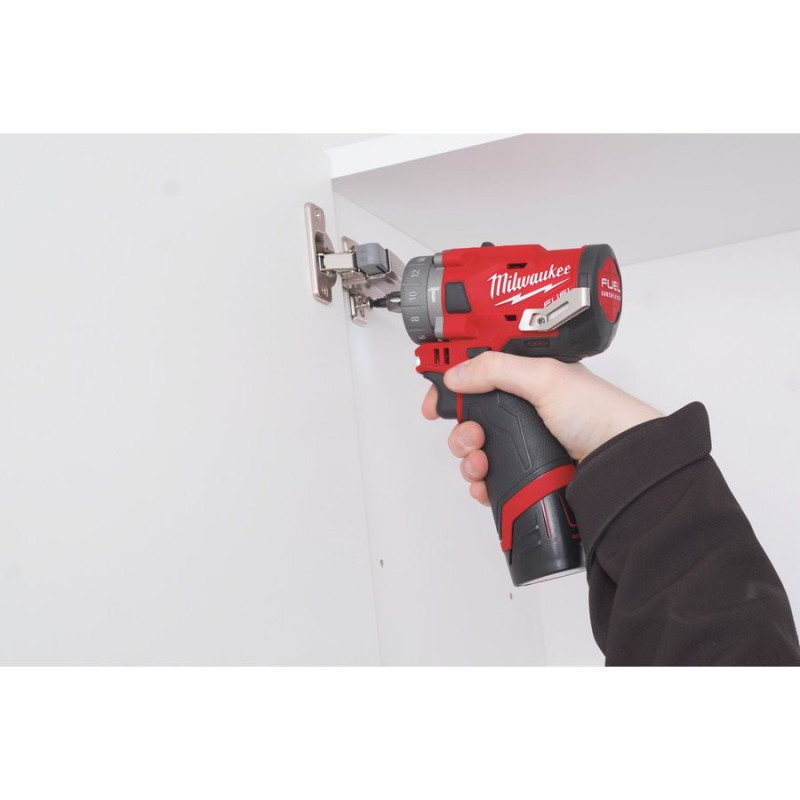 Дрель-шуруповерт аккумуляторная MILWAUKEE, M12 FPDX-202X, 37Нм (4933464136)