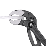 Клещи сантехнические Ø90 мм Cobra KNIPEX XL, фосфатные (87 01 400) – Фото №10