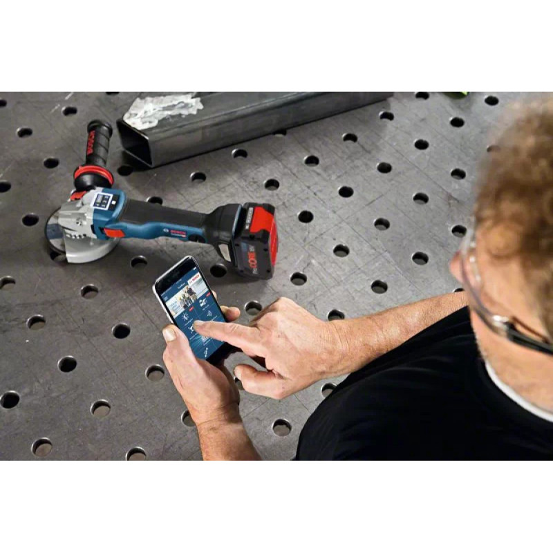 УШМ (болгарка) аккумуляторная Bosch Professional GWS 18V-10 SC, 125 мм, в кейсе (06019G340B)